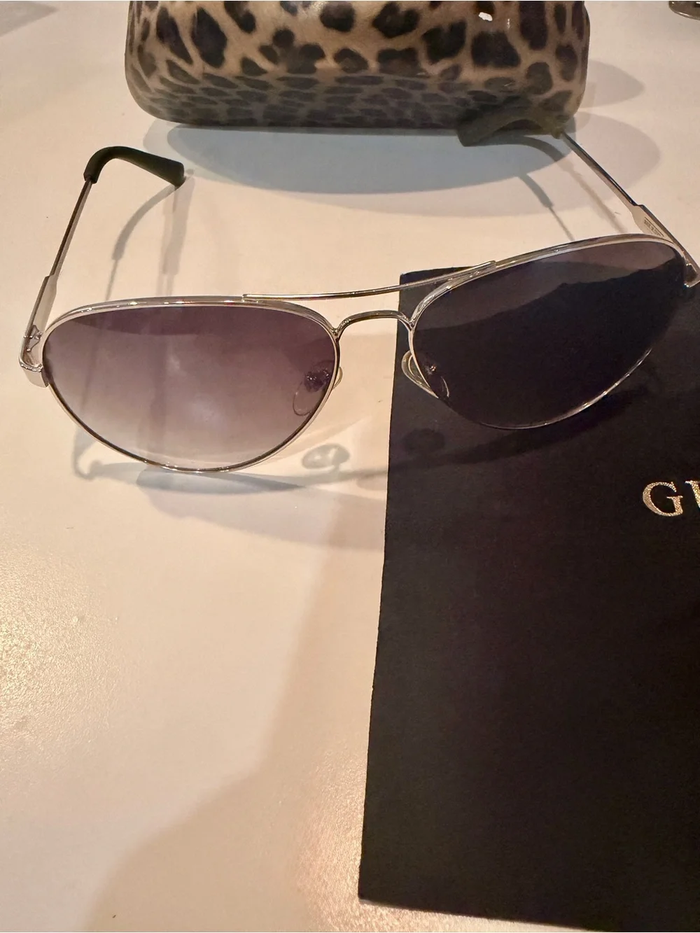 Guess Aviator Sunglasses in Silver Frame with Dark Gray Lenses